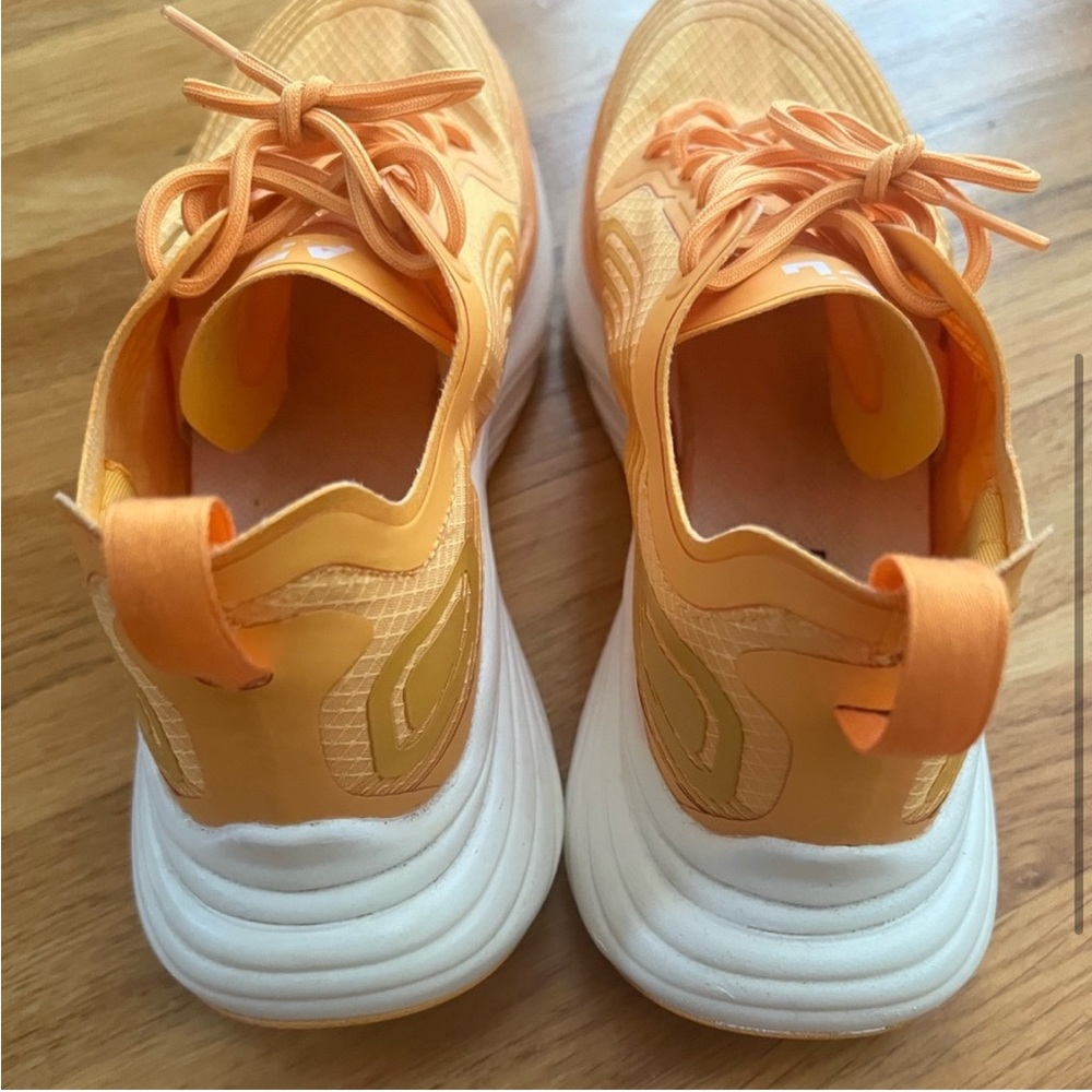 APL Streamline Sneakers Women’s Running Shoes Size 8 Mango & White - Picture 4 of 5